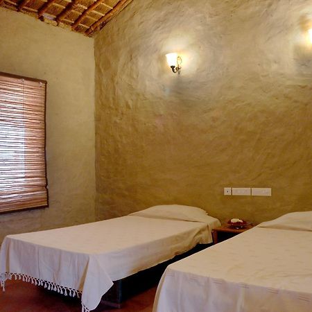 Dr. Sudha'S Ayurveda Hotel Muzaffarnagar Exterior foto