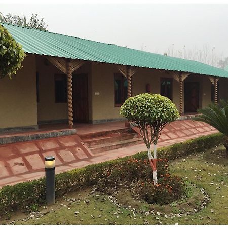 Dr. Sudha'S Ayurveda Hotel Muzaffarnagar Exterior foto