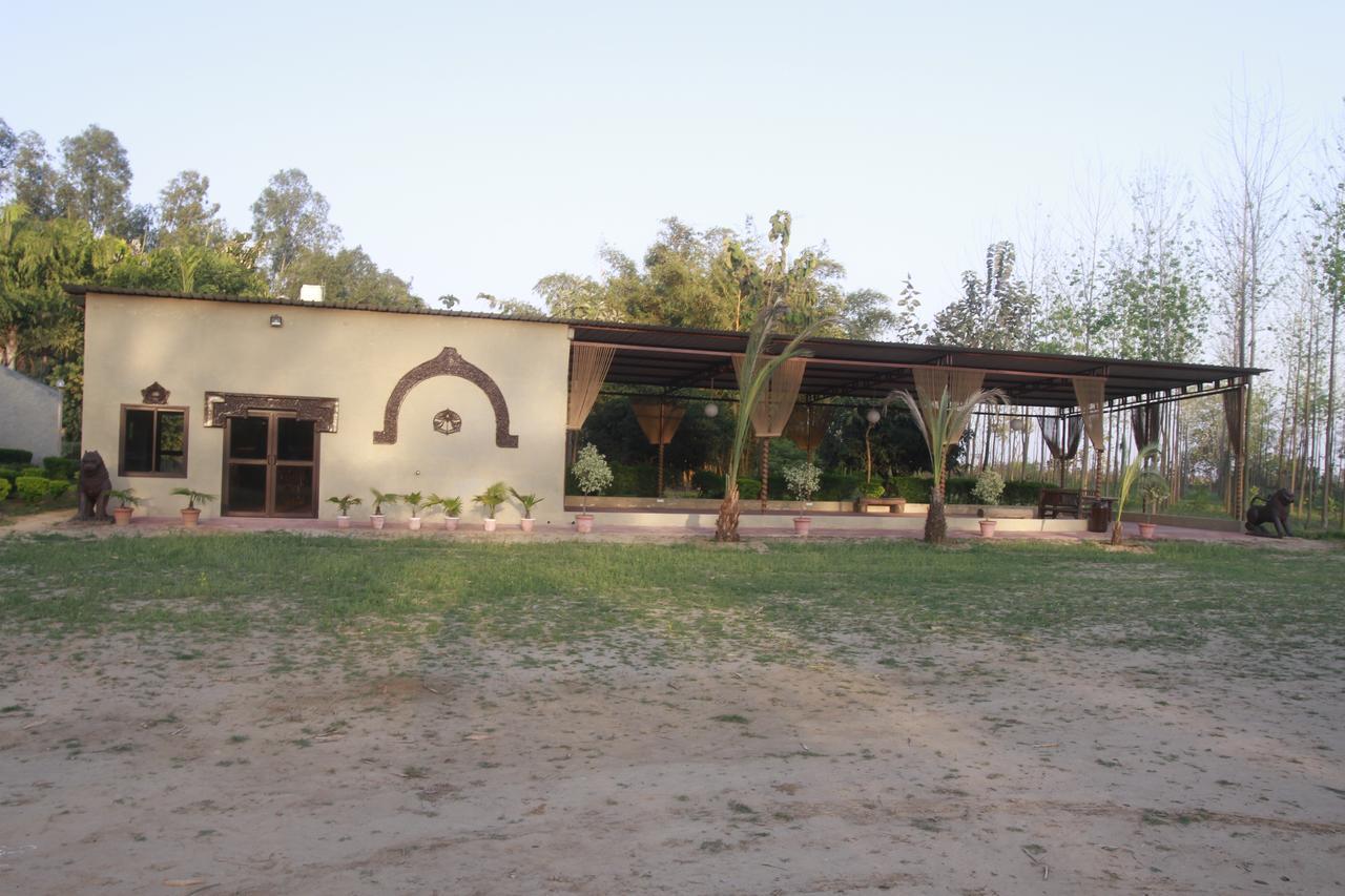 Dr. Sudha'S Ayurveda Hotel Muzaffarnagar Exterior foto